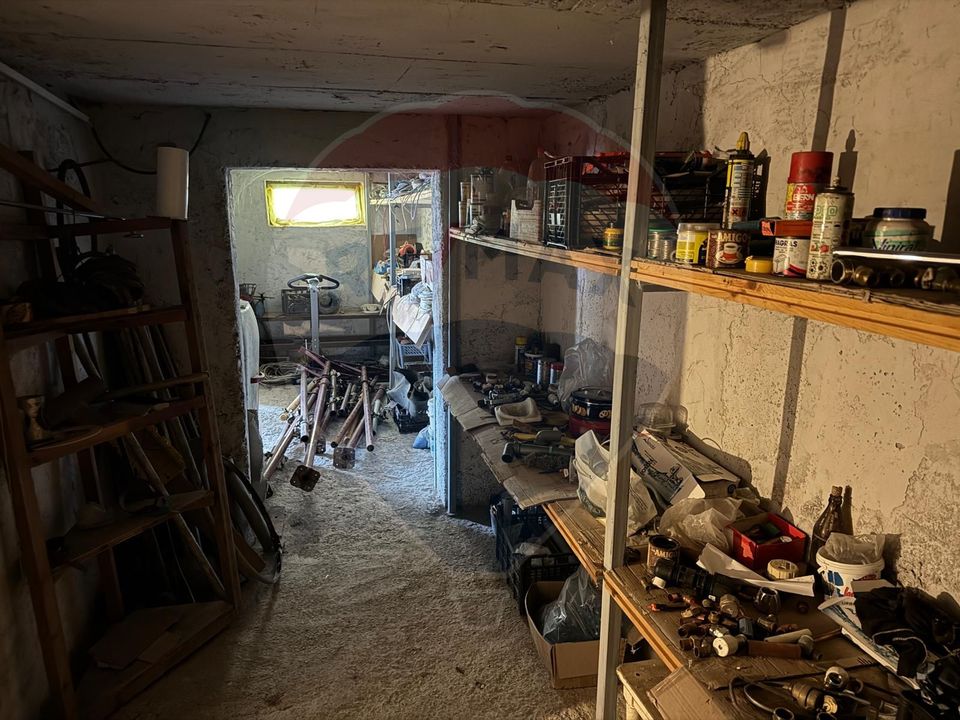 6 room House / Villa for sale, Darmanesti area