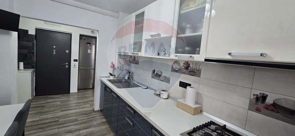4 room Apartment for sale, Central area