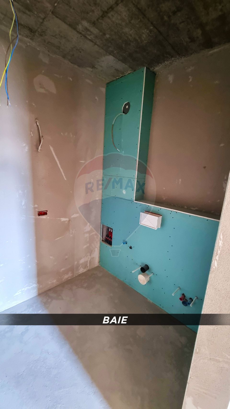 APARTAMENT cu 3 camere DE VÂNZARE în zona Orasul Vechi Baia Mare