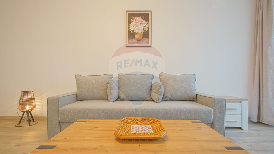 2 room Apartment for rent, Tractorul area