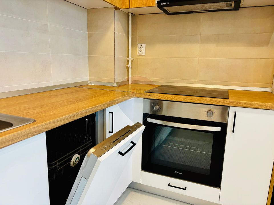 Ofertǎ specialǎ | Studio dublu | mobilat+loc parcare | Cosmopolis