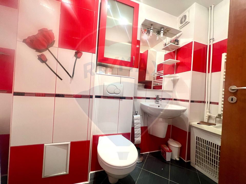 De închiriat apartament cu 4 camere, zona Dacia