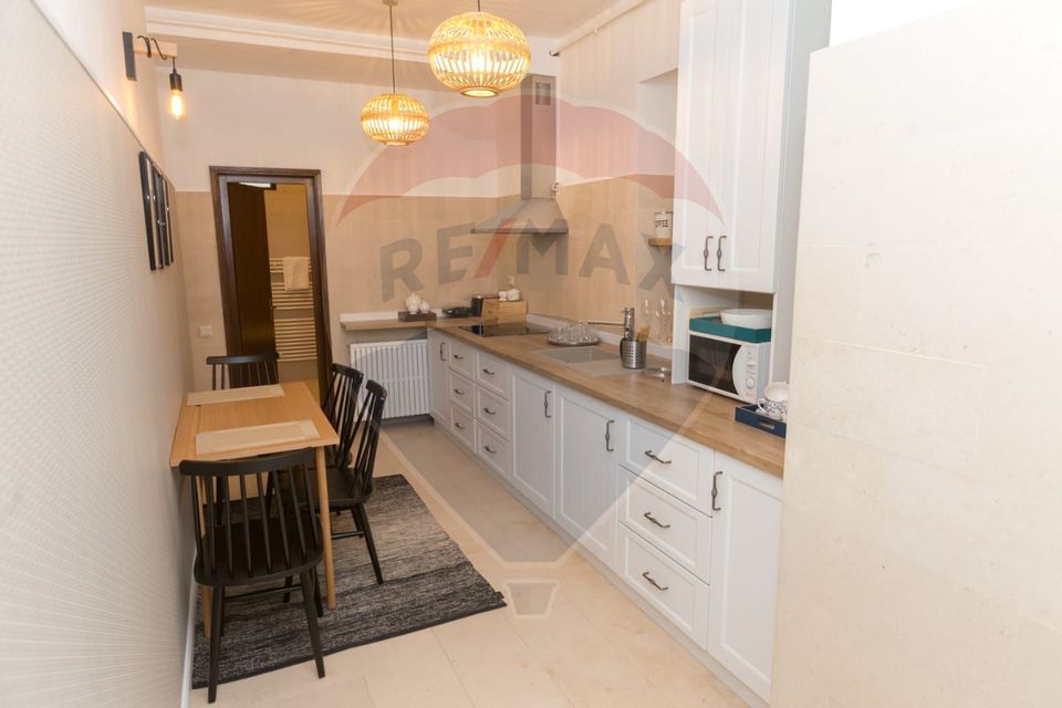 Apartament de lux cu 3 camere pentru închiriere in zona Ultracentrala