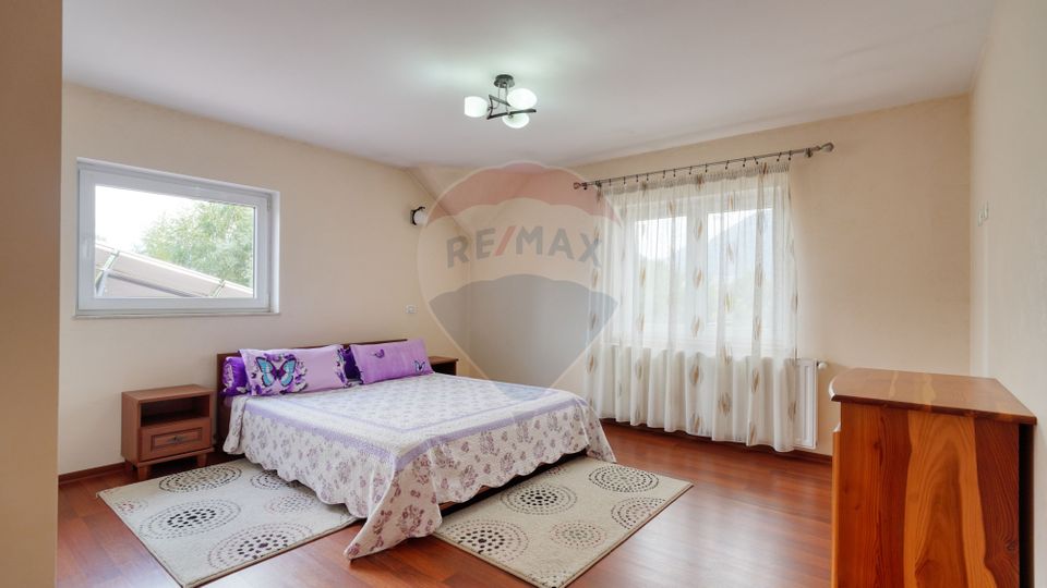 10 room House / Villa for sale, Central area