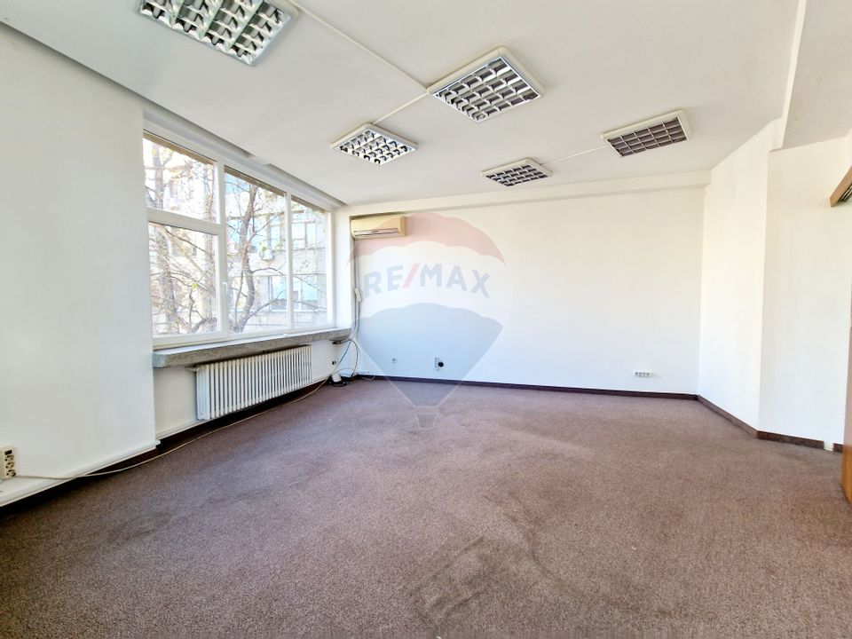 40sq.m Office Space for rent, Universitate area