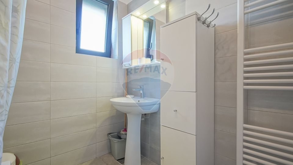 2 room Apartment for rent, Tractorul area