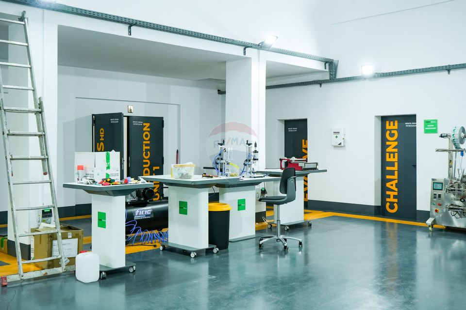 Hală industrială Clasa A, 895 mp + teren 2.880 mp, Ploiești