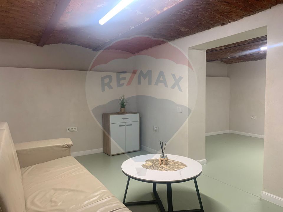 Spațiu comercial de închiriat 40 mp, în zona Decebal