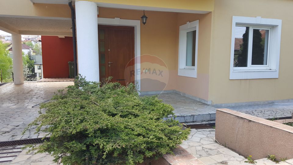 5 room House / Villa for sale, Andrei Muresanu area