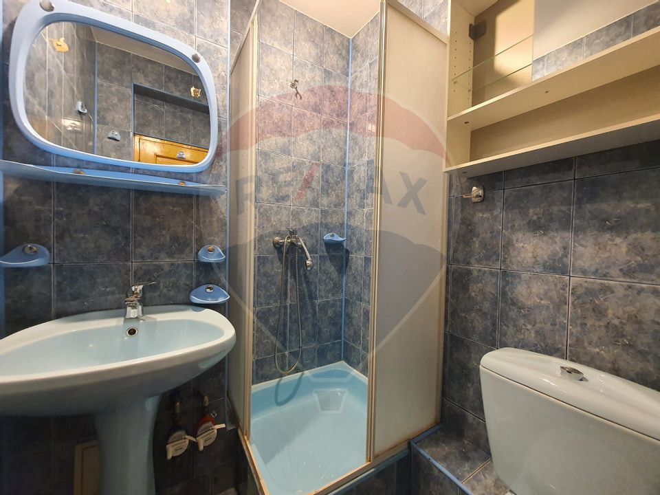 Vanzare apartament 4 camere în zona Rahova- Dumbrava Noua