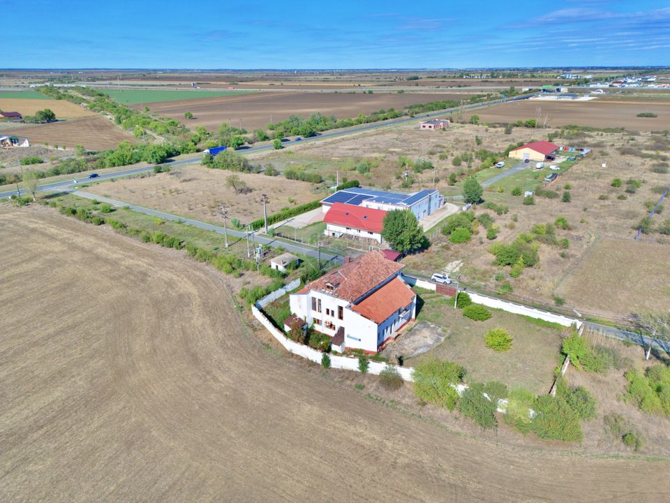 De vânzare pensiunea „Casa Albă”, orașul Pecica, jud. Arad