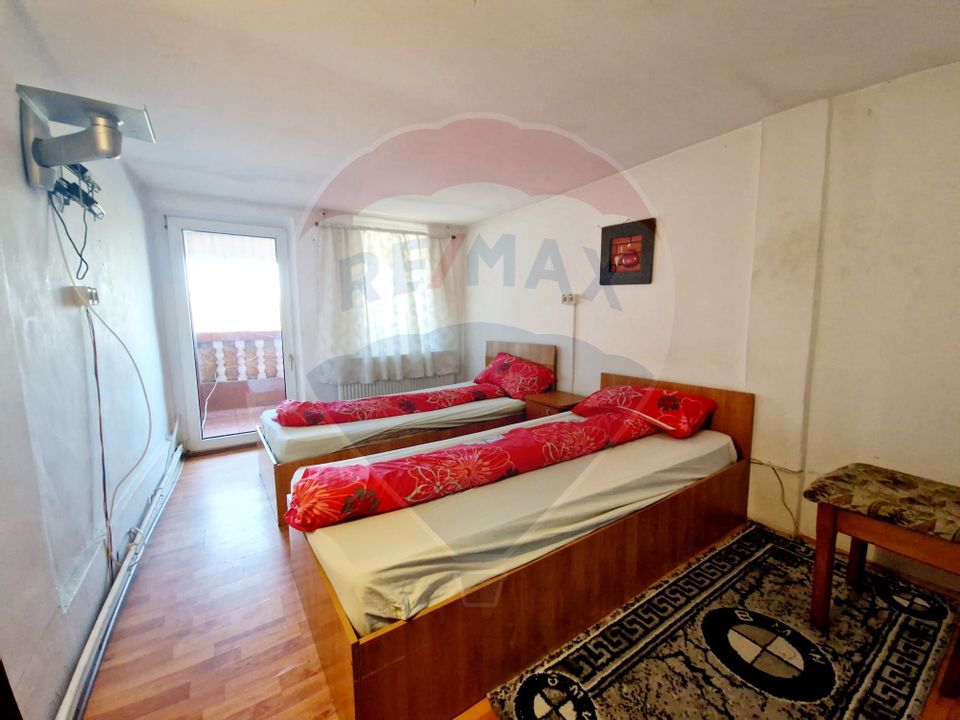 8 room Hotel / Pension for sale, Exterior Vest area