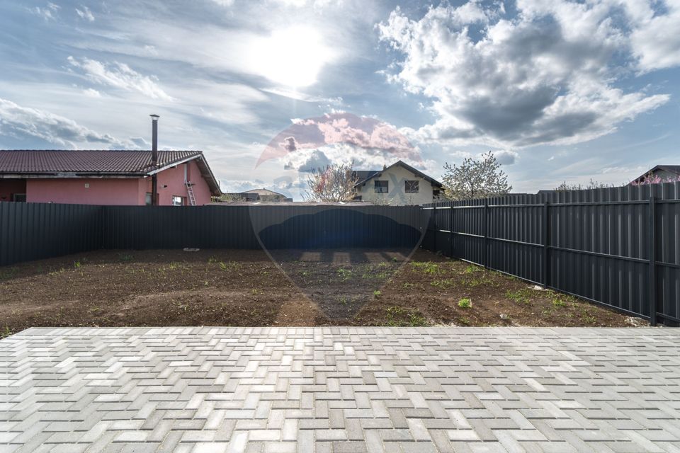 5 room House / Villa for sale