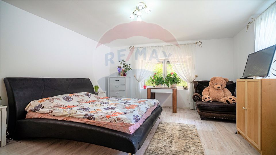 COMISION 0% Casă 3 camere, 925 mp gradina cu livada de vanzare, Sacele