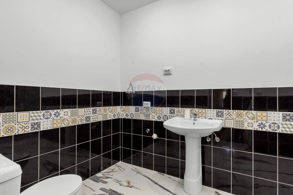 Casă renovată recent, zona centrală Pecica