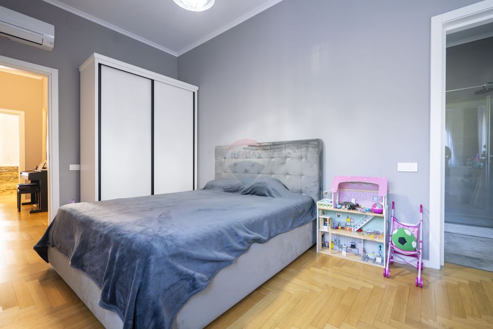 5 room House / Villa for sale, Dealuri Oradea area