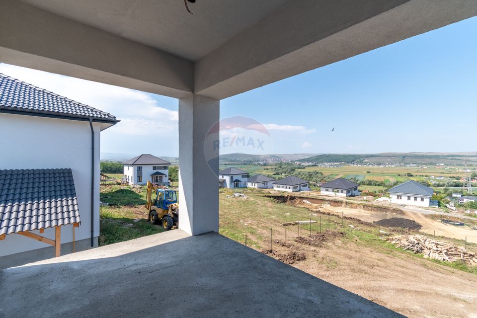 4 room House / Villa for sale