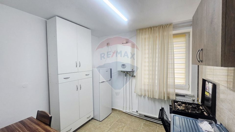 Apartament cu 1 camere de închiriat în zona Central
