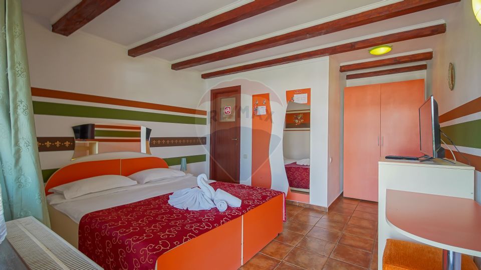 Casă / Vilă de vânzare în Râșnov, afacere-Pensiune clasificată