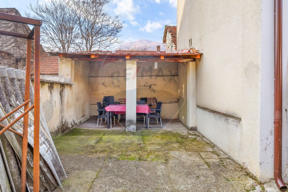 3 room House / Villa for sale, Boul Rosu area