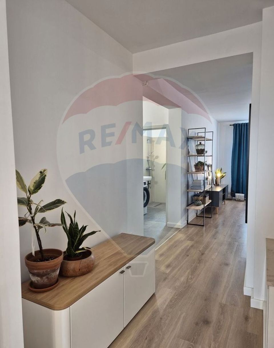 Apartament cu 3 camere de inchiriat, zona Europa