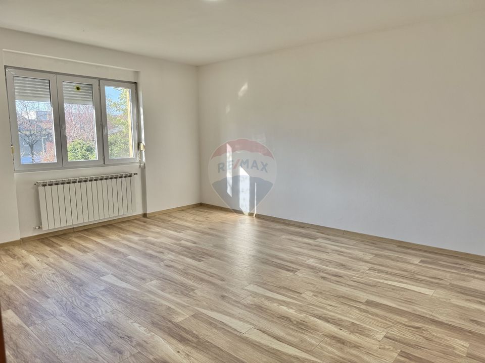 6 room House / Villa for rent, Iosia area