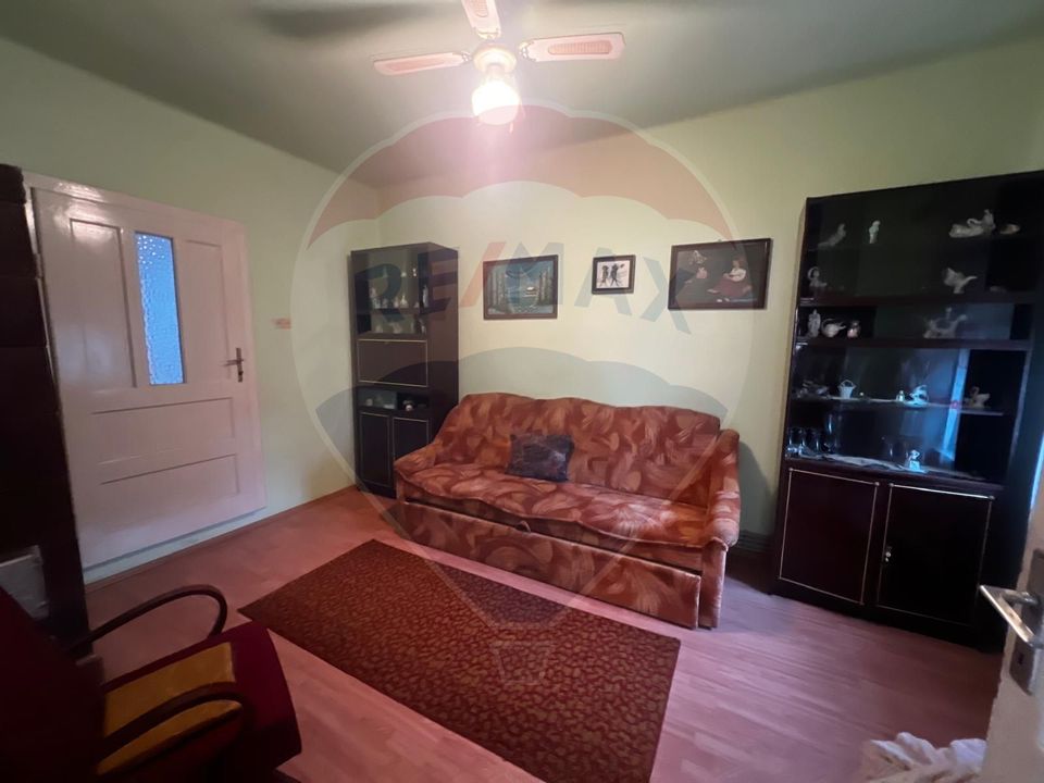 Casă cu centrala teren 1112 mp teren zona Gai