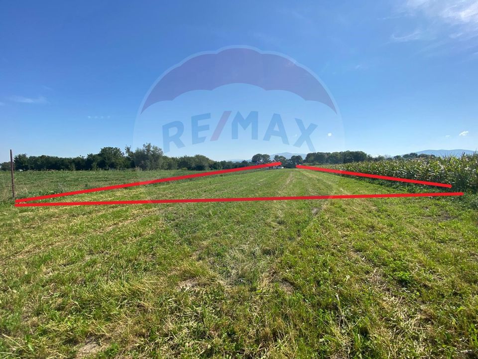 Teren de vânzare în  Prejmer de 3,600 mp ,  intravilan cu utilități