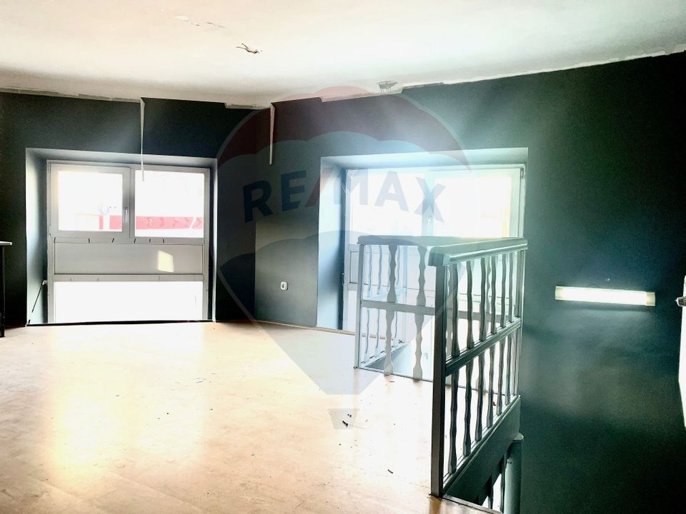80sq.m Commercial Space for rent, Central area