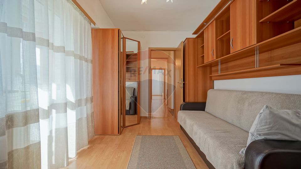 COMISION 0%! Apartament 3 camere|Racadau|Parcare|Boxa|Etj.Intermediar