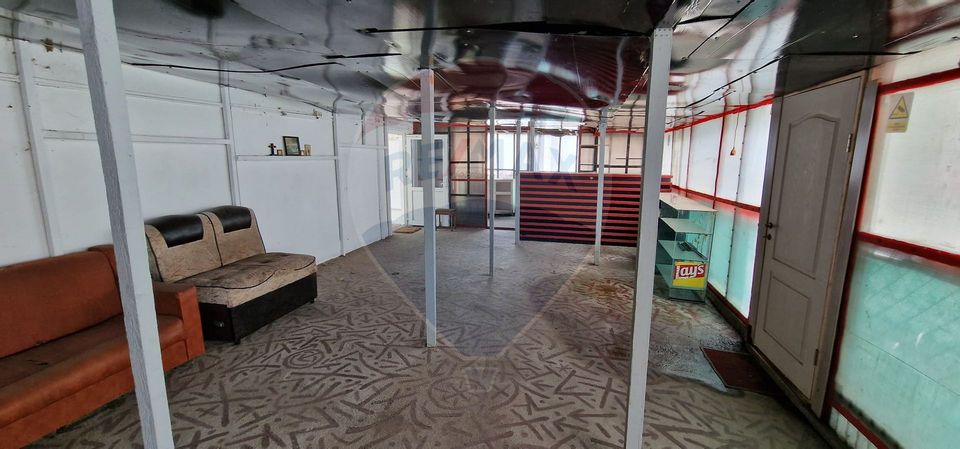 Spațiu comercial 56mp+56mp teresa, teren 200mp,  strada Bucegi 113Bis