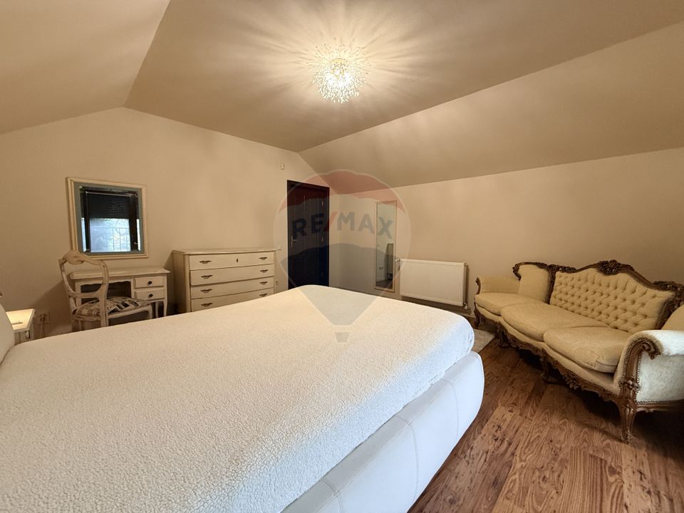 Casă / Vilă cu 4 camere de închiriat în zona Gruia