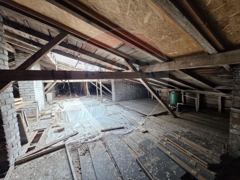 Apartament 5 camere vanzare in casă / vilă Bucuresti, Rosetti