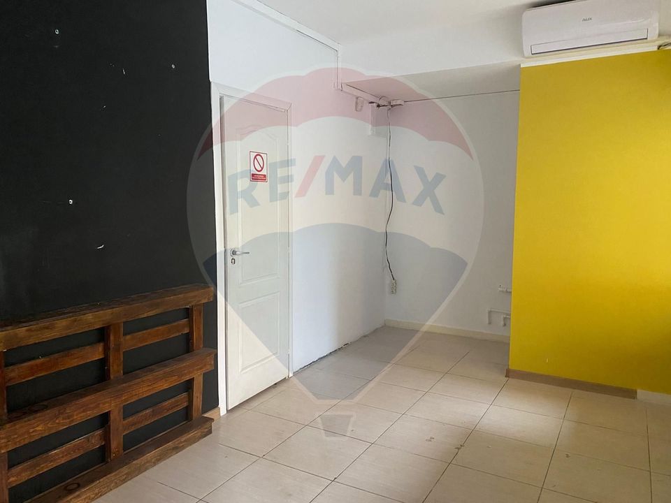 Commercial space for sale – Militari Residence
