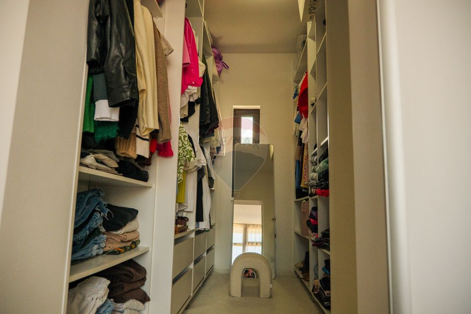 4 room House / Villa for sale, Central area