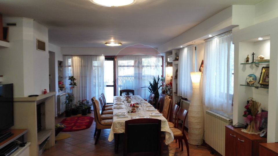 7 room House / Villa for sale