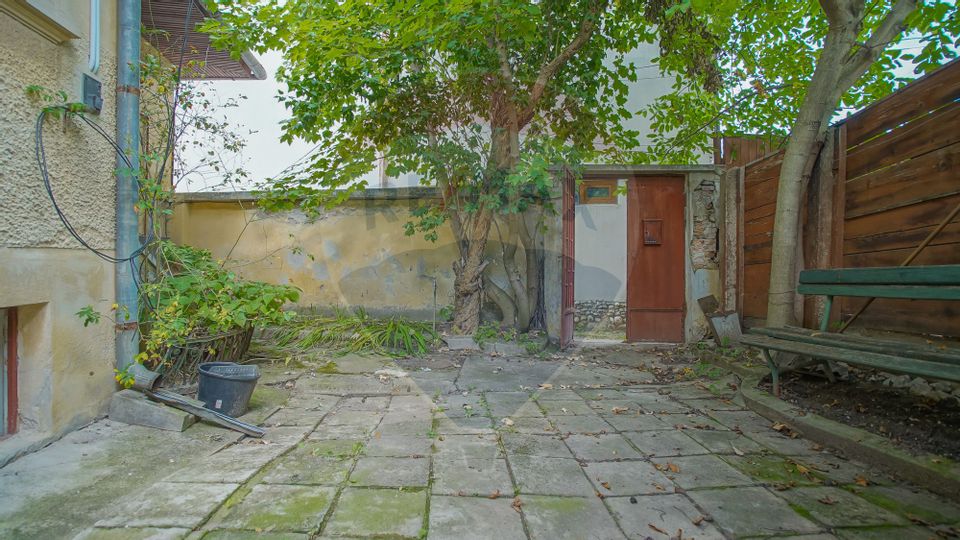 2 room House / Villa for sale, Schei area