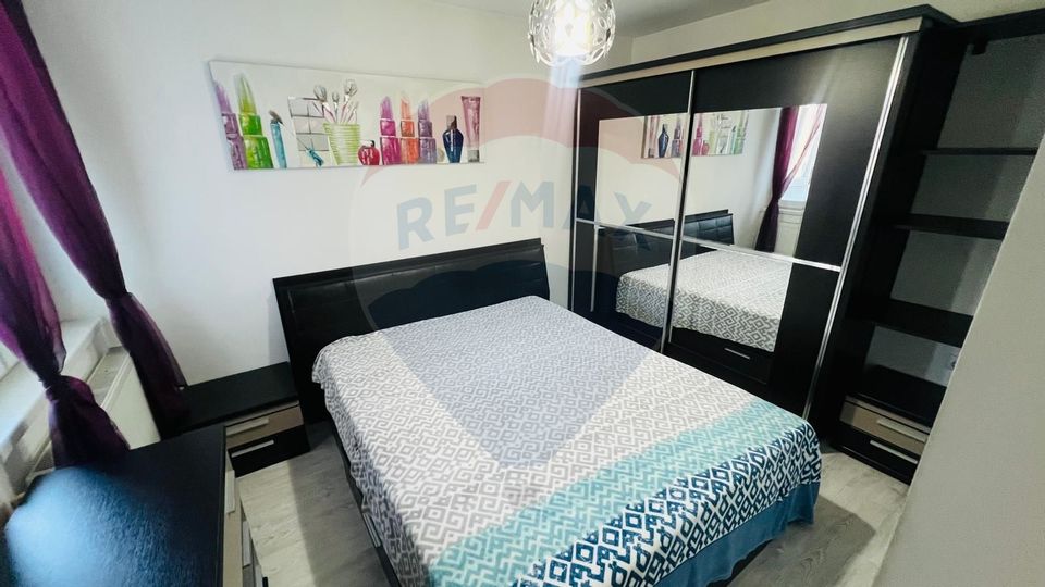 Apartament de inchiriat cu 3 camere  zona Canal 7