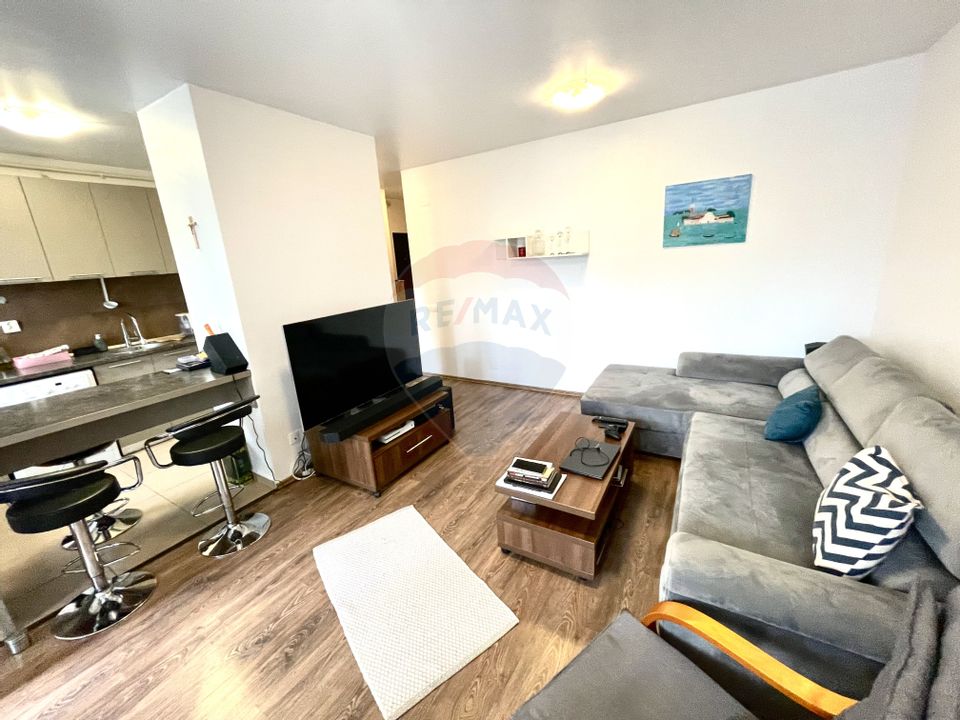 Apartament 2 camere si terasa, in Borhanci COMISION 0%