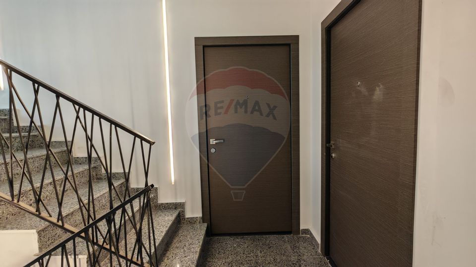 Apartament cu 2 camere de vânzare Tunari