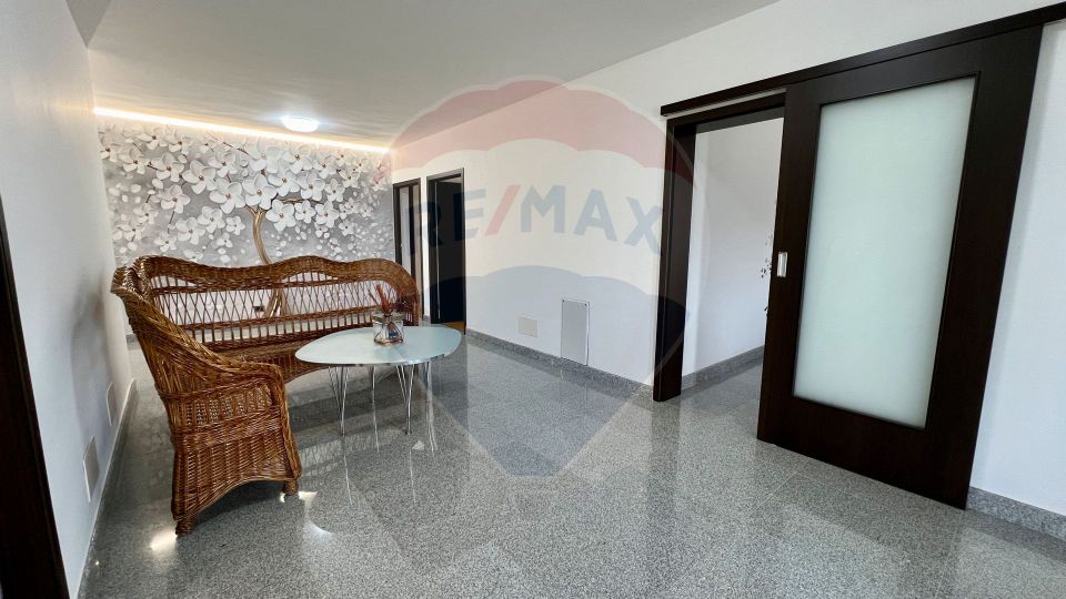 4 room House / Villa for sale, Sud area