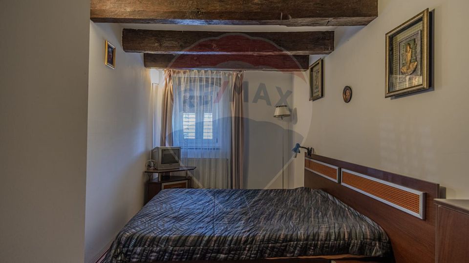 4 room House / Villa for sale