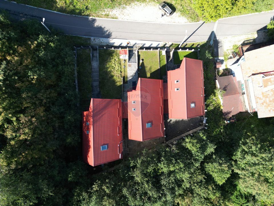 Casă / Vila cu 6 camere de vânzare în Predeal