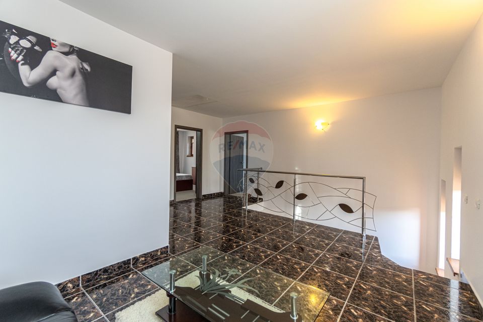 5 room House / Villa for sale