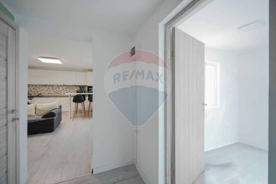 8 room House / Villa for sale, Iosia area