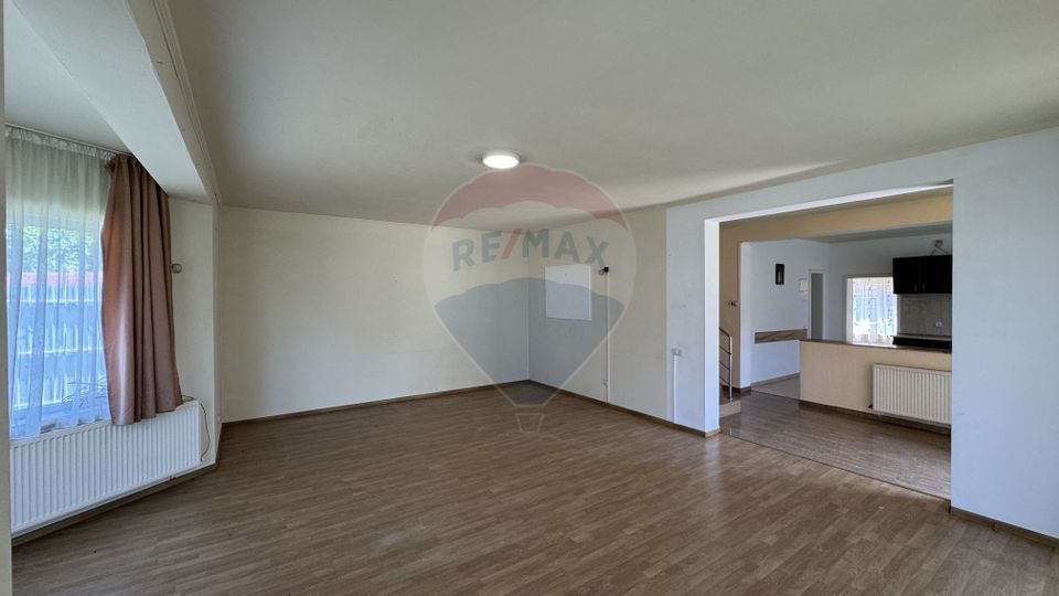 CASA DE VANZARA BAIA MARE ZONA LINISTITA