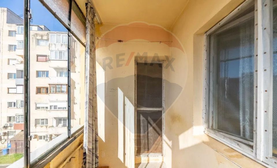 Apartament 3 camere zona 300, Micalaca, B-dul N. Titulescu