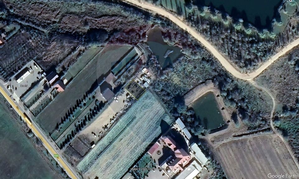 Land 500sqm Luna / Drumul Principala