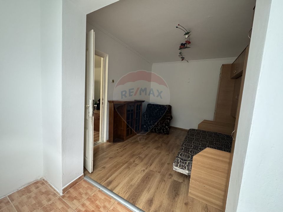 Apartament mobilat cu 2 camere Cuza Voda/Etaj 1