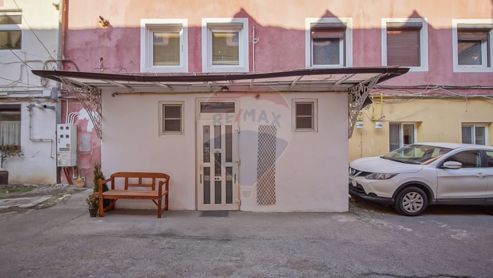 2 room Apartment for rent, Centrul Istoric area